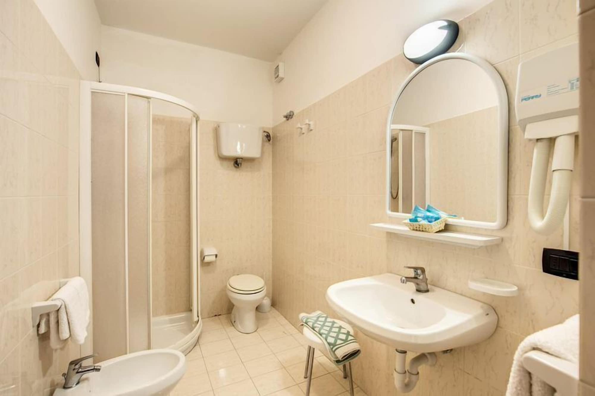 Hotel Roma أسيسي المظهر الخارجي الصورة
